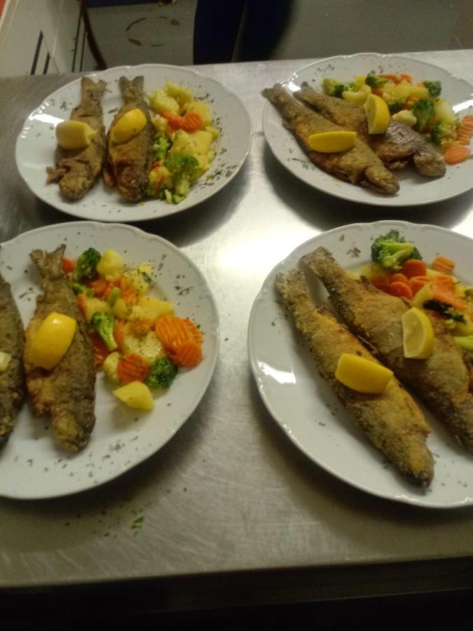 Motel And Restaurant Odusak Dreznjak Екстер'єр фото