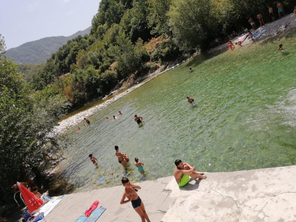 Motel And Restaurant Odusak Dreznjak Екстер'єр фото