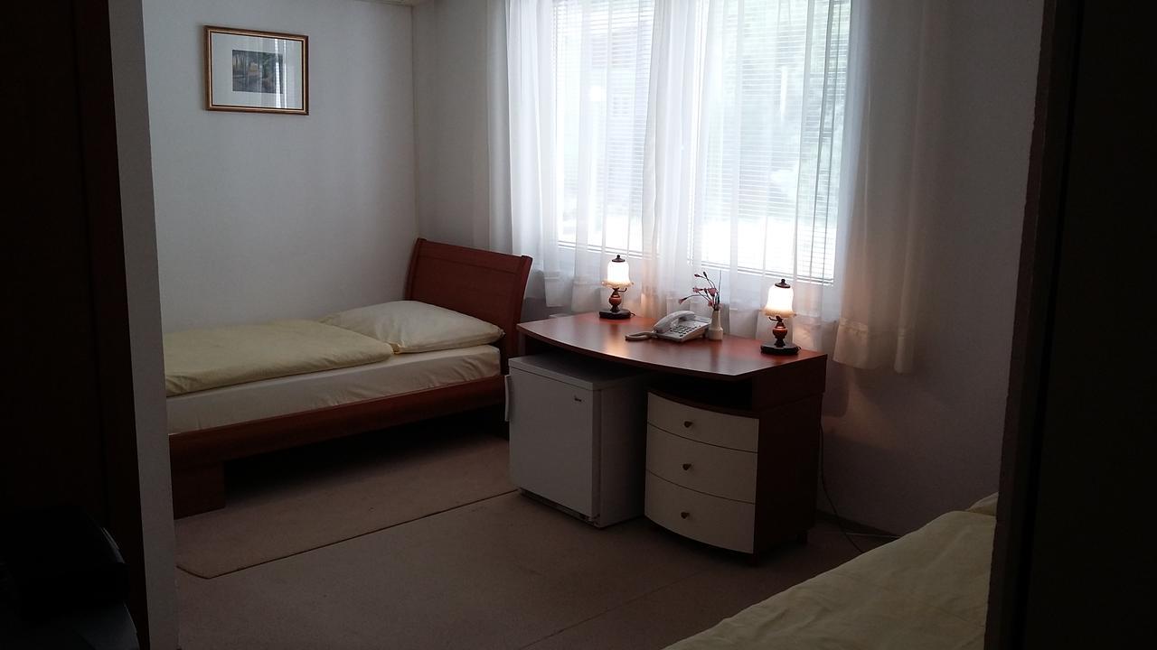 Motel And Restaurant Odusak Dreznjak Екстер'єр фото