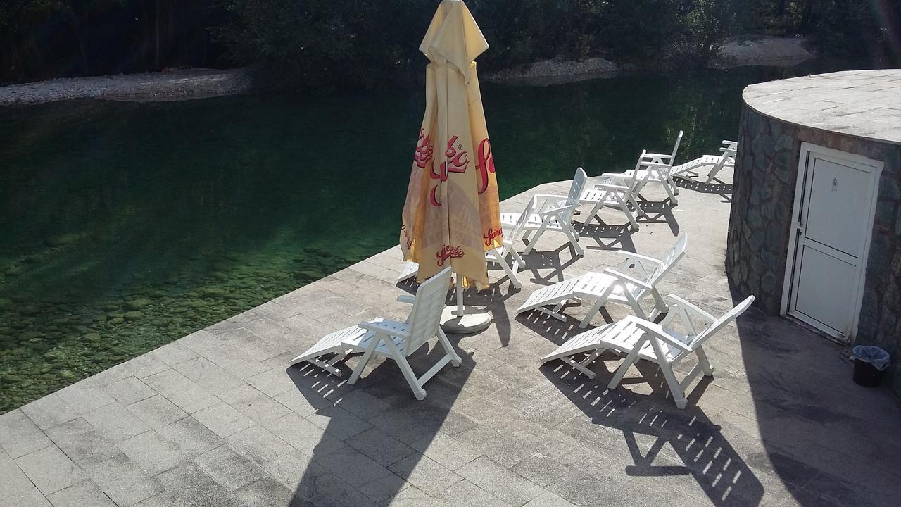 Motel And Restaurant Odusak Dreznjak Екстер'єр фото